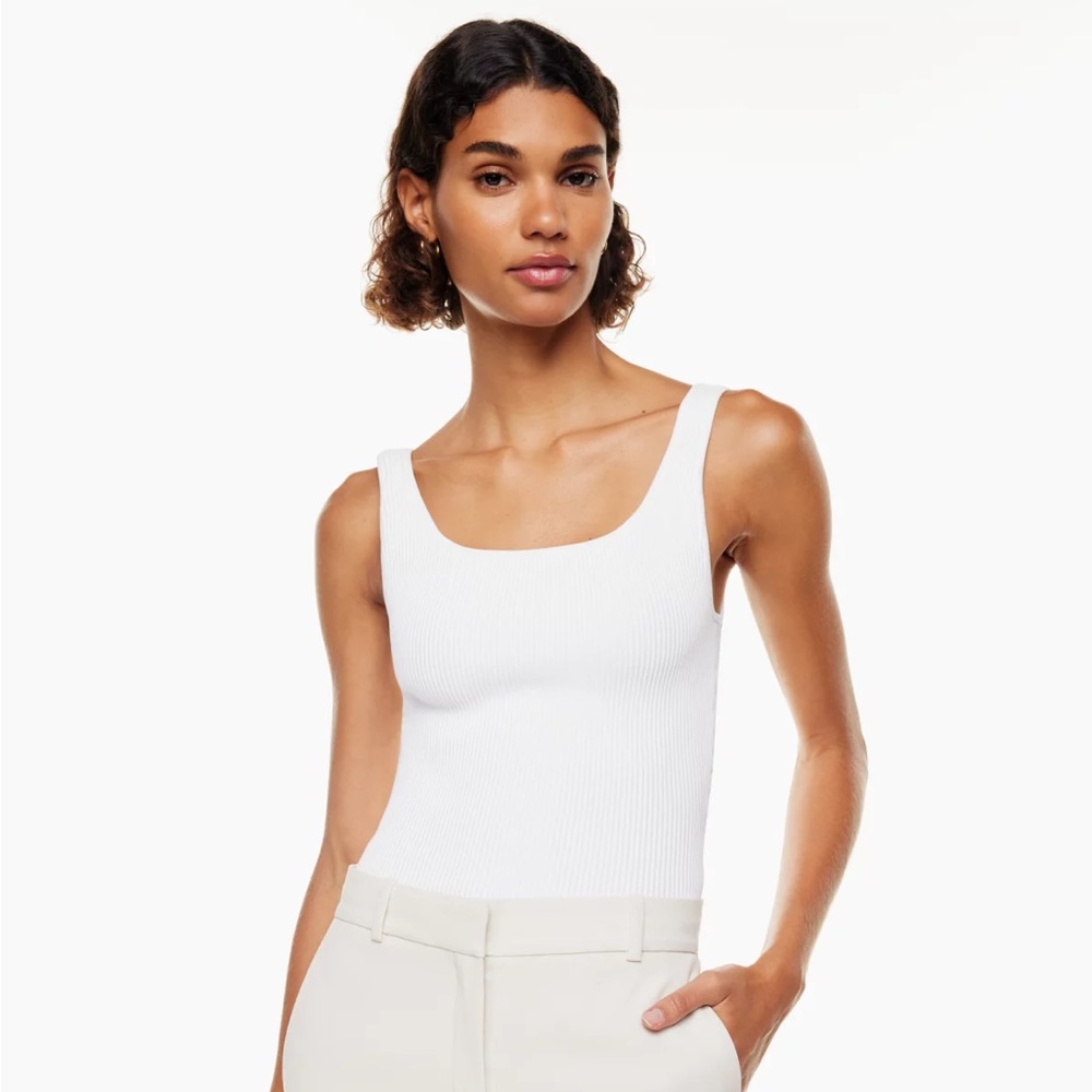 Aritzia - Babaton Sculpt Knit Squareneck Tank in Emerald Green